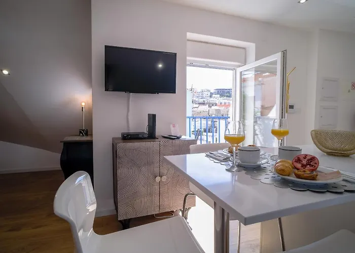Good Karma - Bright And Sophisticated With Balcony Appartement Lissabon